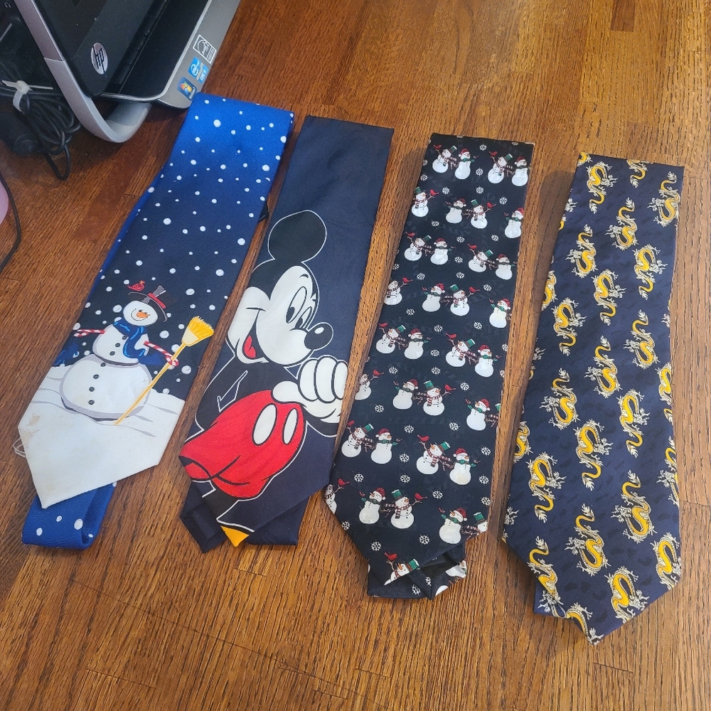 Lot of 4 different styles of ties, Christmas, Mickey mouse and other